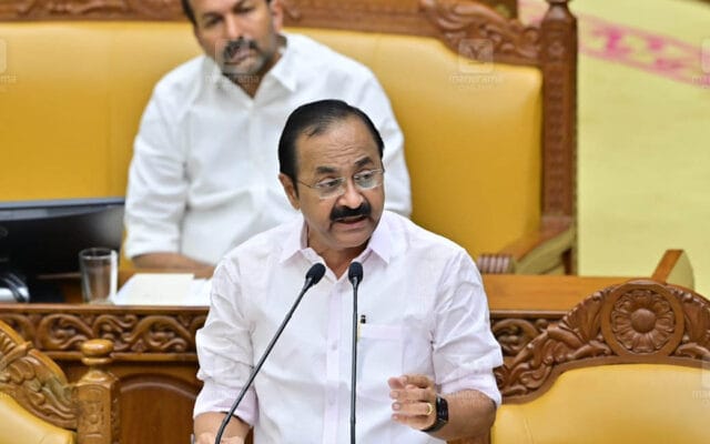 ക്ഷേമപെൻഷൻ 3,000 രൂപയാക്കാൻ കാലതാമസമുണ്ടാകില്ല; ഉമ്മൻചാണ്ടി ഇൻഷുറൻസ് പദ്ധതി ഉടൻ: മുഖ്യമന്ത്രി വി.ഡി. സതീശൻ