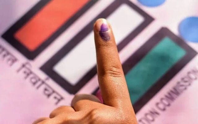 നാല് സംസ്ഥാനങ്ങളിൽ നിയമസഭാ തെരഞ്ഞെടുപ്പ് നേരത്തെയാക്കാൻ നീക്കം; ഒരുക്കങ്ങൾ വേഗത്തിലാക്കാൻ നിർദേശം