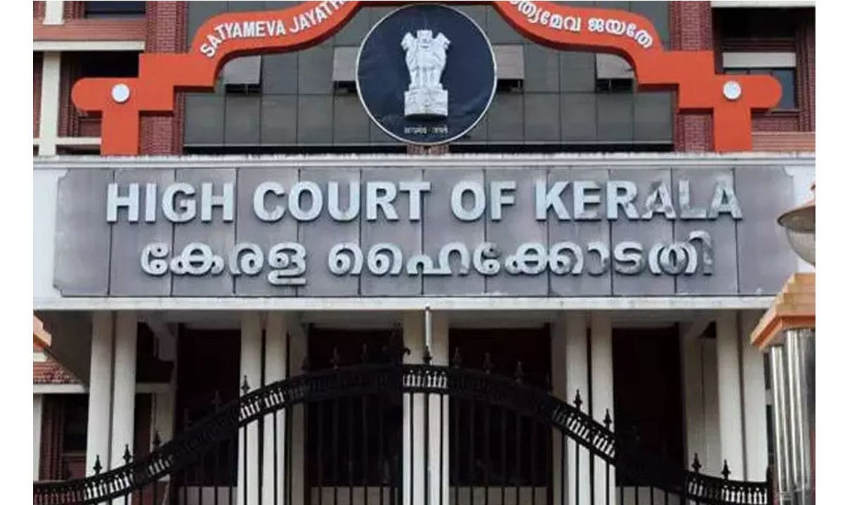 നടിയെ ആക്രമിച്ച കേസ്: മെമ്മറി കാർഡ് ചോർച്ചയിലെ അതിജീവിതയുടെ ഹർജി ഹൈക്കോടതി ഫയലിൽ സ്വീകരിച്ചു