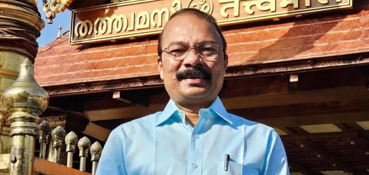 ശബരിമല സ്വർണ്ണക്കൊള്ള കേസ്: മുൻ ദേവസ്വം ബോർഡ് പ്രസിഡന്റ് പി.എസ്. പ്രശാന്തും ഭരണസമിതിയും പ്രതികൾ; വിശ്വാസവഞ്ചന, വ്യാജരേഖ ചമയ്ക്കൽ, ക്രിമിനൽ ഗൂഢാലോചന തുടങ്ങിയ ഗുരുതരമായ കുറ്റങ്ങൾ