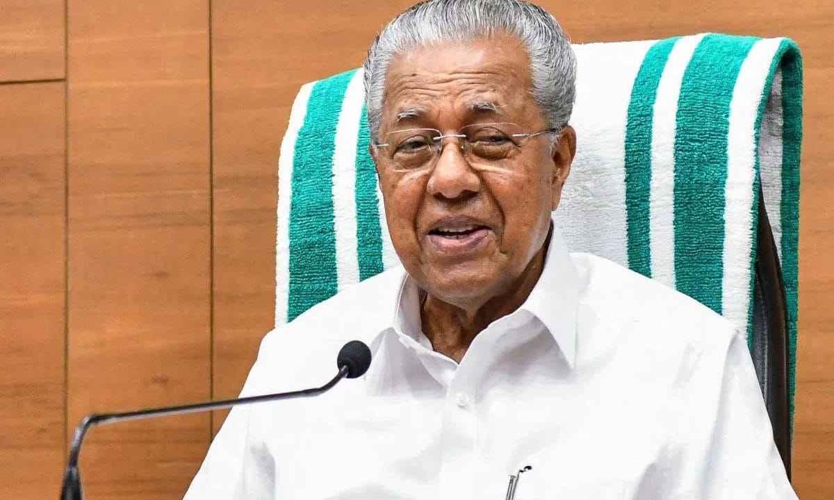 അദാനിയുടെ ധൈര്യത്തിന് പിന്നിൽ എന്ത് ? പിണറായി വിജയൻ