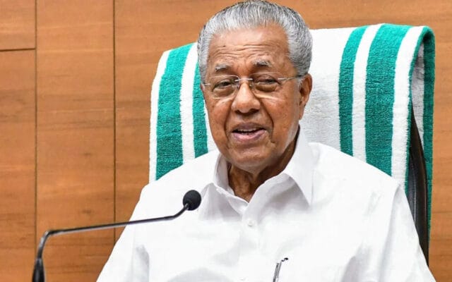 അദാനിയുടെ ധൈര്യത്തിന് പിന്നിൽ എന്ത് ?  പിണറായി വിജയൻ