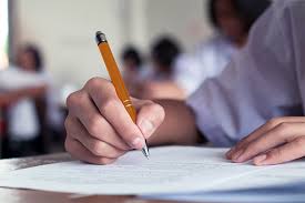 ഒന്നാം വര്‍ഷ ഹയര്‍ സെക്കന്‍ഡറി പരീക്ഷാ ഫലം നീട്ടിവച്ചു