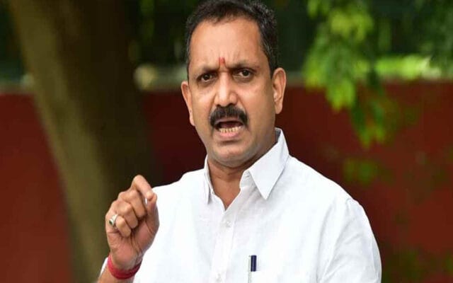 “പ്രധാനമന്ത്രി നരേന്ദ്ര മോദി മന്ത്രിസഭ പുനഃസംഘടിപ്പിക്കുന്നത് ഓൺലൈൻ മാധ്യമങ്ങളിലെ വാർത്തയും മാധ്യമപ്രവർത്തകർ എഴുതുന്നതും നോക്കില്ല” ഓൺലൈൻ മാധ്യമങ്ങൾക്കെതിരെ രൂക്ഷമായി വിമർശിച്ച് കേന്ദ്രമന്ത്രിസഭാ പ്രവേശന വാർത്തകൾ തള്ളി ബിജെപി നേതാവ് കെ. സുരേന്ദ്രൻ