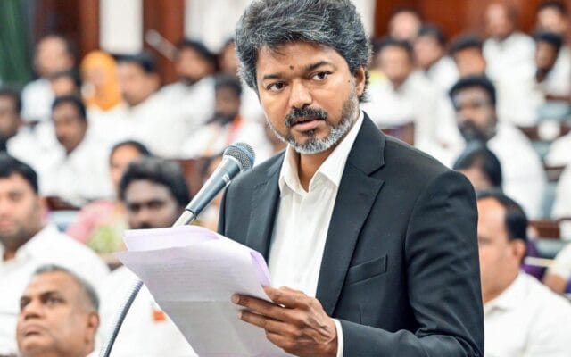 കരൂർ ദുരന്തത്തിന് ശേഷം ആദ്യമായി വിജയ് ഇന്ന് കരൂരിൽ; മരിച്ചവരുടെ കുടുംബങ്ങൾക്ക് സർക്കാർ ജോലി ഉത്തരവ് കൈമാറും