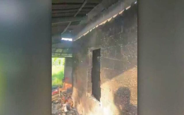 പയ്യന്നൂരിൽ മുൻ സിപിഎം നേതാവിന്റെ ചെമ്മീൻ ഫാമിലെ ഷെഡിന് തീയിട്ടു; പിന്നിൽ സിപിഎം എന്ന് ആരോപണം