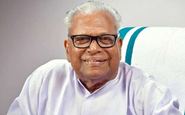 വിപ്ലവവീര്യത്തിന്റെ ചെങ്കനൽ; വി.എസ്  ഓർമയായിട്ട് ഒരു വർഷം