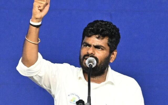 “സമരം ചെയ്യുന്ന വിദ്യാർത്ഥികളുമായി ചർച്ച നടത്താൻ ഇത്രയും വൈകിയത് എന്തുകൊണ്ടാണ് ?” – കെ. അണ്ണാമലൈ