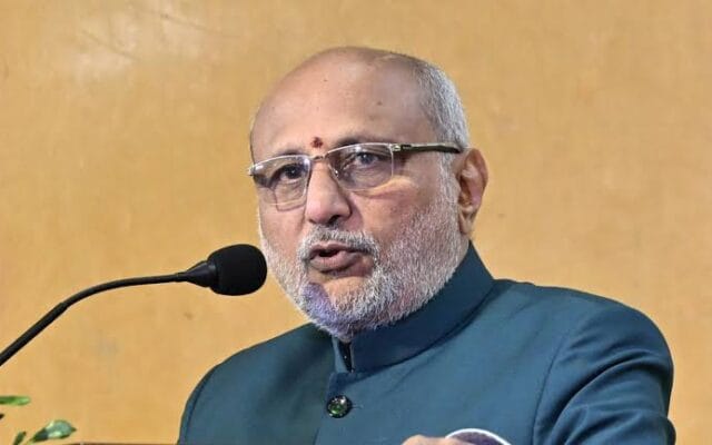 ‘താനാണ് സർവവുമെന്ന് ആരും കരുതരുത്’: ജി. സുകുമാരൻ നായർക്കെതിരെ പരോക്ഷ വിമർശനവുമായി ഉപരാഷ്ട്രപതി
