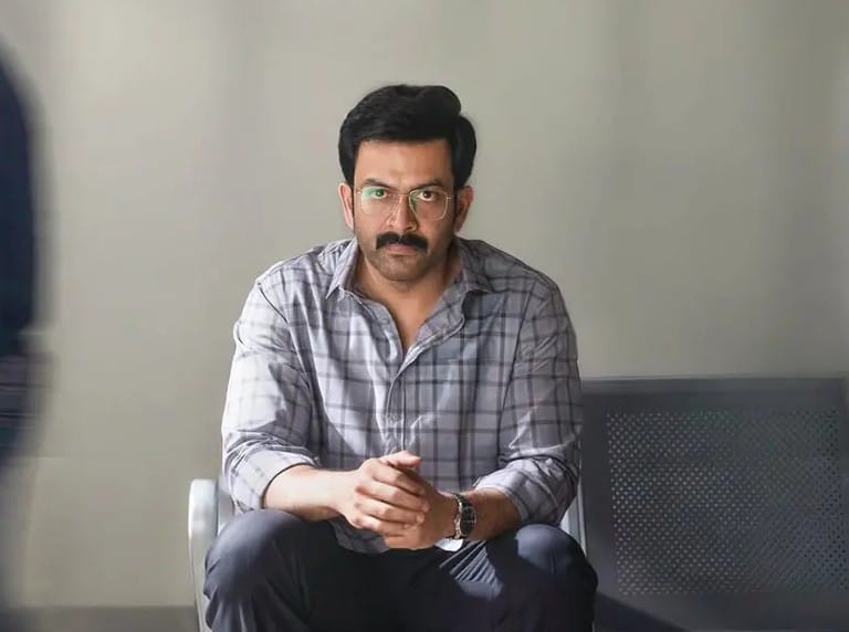 ‘ഐ നോബഡി’; പൃഥ്വിരാജ് – പാർവതി ചിത്രം ജൂലൈ 9-ന് എത്തും