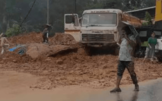 വയനാട് കള്ളാടി മണ്ണിടിച്ചിൽ: മരണസംഖ്യ 4 ആയി ഉയർന്നു