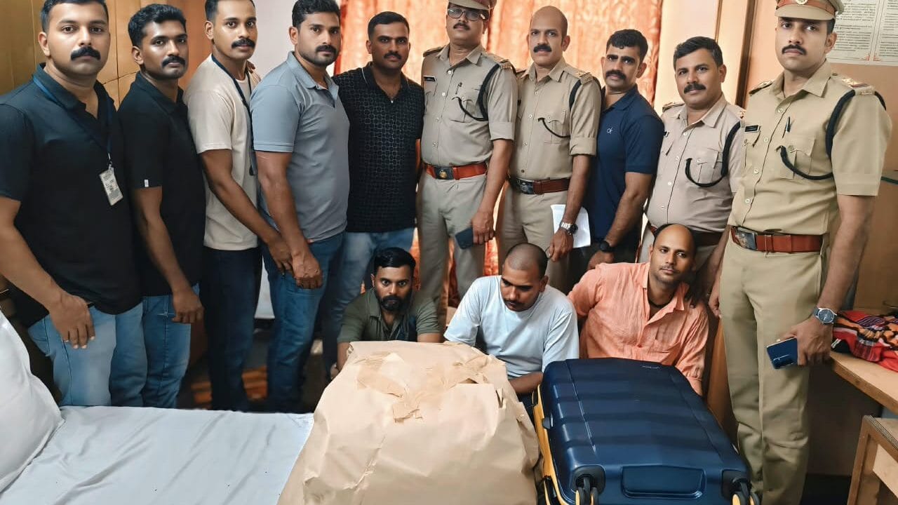 കണ്ണൂർ ടൗണിൽ വൻ കഞ്ചാവ് വേട്ട: 12 കിലോ ഗ്രാമുമായി മൂന്ന് യുവാക്കൾ പിടിയിൽ