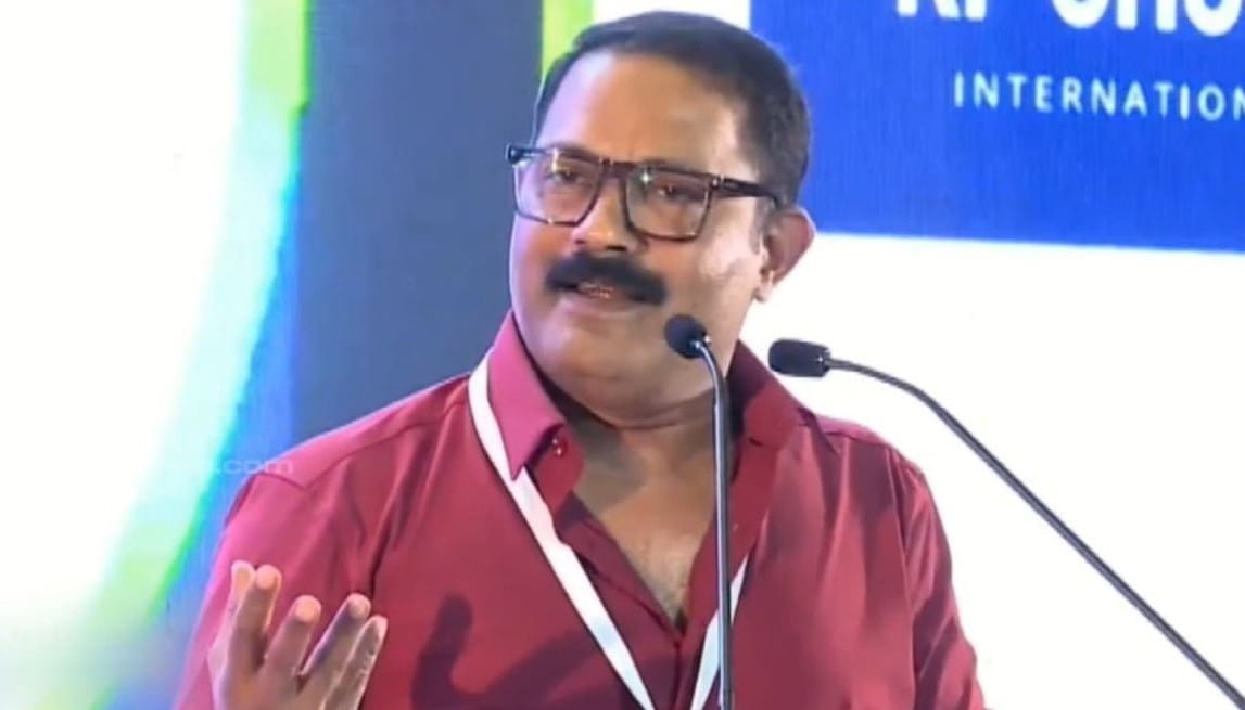 കുടുംബശ്രീ, ഹരിതകർമസേന അംഗങ്ങളെ പരിപാടികളിൽ നിർബന്ധിച്ച് പങ്കെടുപ്പിക്കേണ്ടതില്ല: മന്ത്രി കെ.എം. ഷാജി
