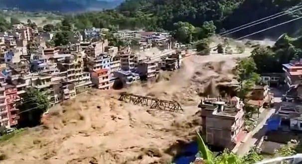 മിന്നൽപ്രളയത്തിൽ മരണസംഖ്യ 170 കടന്നു, 105 ഇന്ത്യക്കാരെ കാണാതായി
