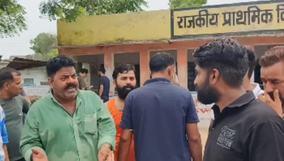രാജസ്ഥാനിൽ 611 സ്കൂളുകൾക്ക് സ്വന്തം കെട്ടിടമില്ല, 2,047 സ്കൂളുകളിൽ ടോയ്ലറ്റ് സൗകര്യമില്ല; സിജെപി പരിശോധനയ്ക്ക് പിന്നാലെ കണക്കുകൾ പുറത്ത്