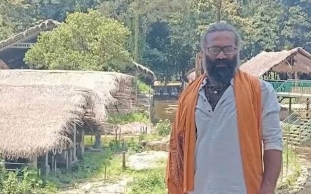 അക്കരെ കൊട്ടിയൂർ ക്ഷേത്രത്തിൽ അതിക്രമിച്ചുകയറി ചിത്രം പകർത്തി: തിരുവനന്തപുരം സ്വദേശിക്കെതിരെ കേളകം പൊലീസിൽ പരാതി