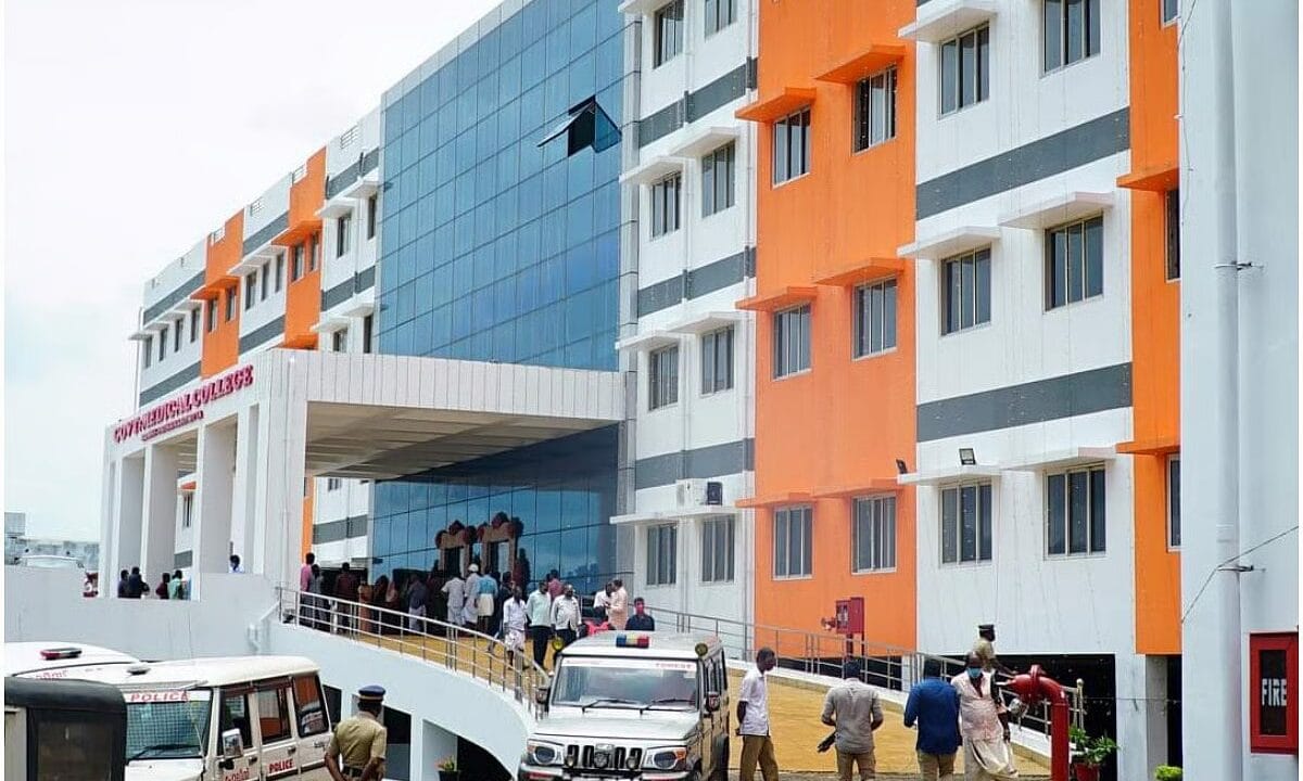 കോന്നി മെഡിക്കൽ കോളേജിൽ എക്സ്റേ മാറി നൽകിയ സംഭവം; താൽക്കാലിക ജീവനക്കാരന് സസ്പെൻഷൻ