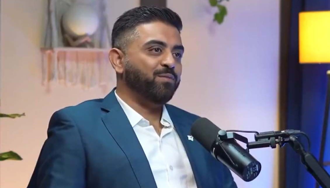 വിമാന ദുരന്തം ഒഴിവാക്കിയ ഇന്ത്യൻ പൈലറ്റ് സ്മിത് മച്ചാർ ‘ഹീറോ’: അഭിനന്ദിച്ച് പ്രധാനമന്ത്രി മോദി