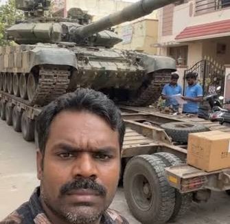 വ്ലോഗർക്ക് എട്ടിന്റെ പണി; വീട്ടുപടിക്കൽ എത്തിയത് പീരങ്കിയും എഴുപത് ബിരിയാണിയും!